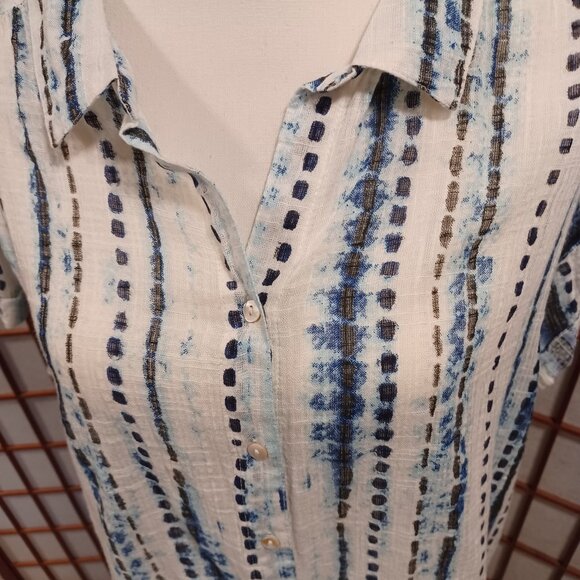 Once Worn SUNDANCE Cruise wear Short Sleeve Blouse LG  Button, collar, "gauzey" - Picture 2 of 9